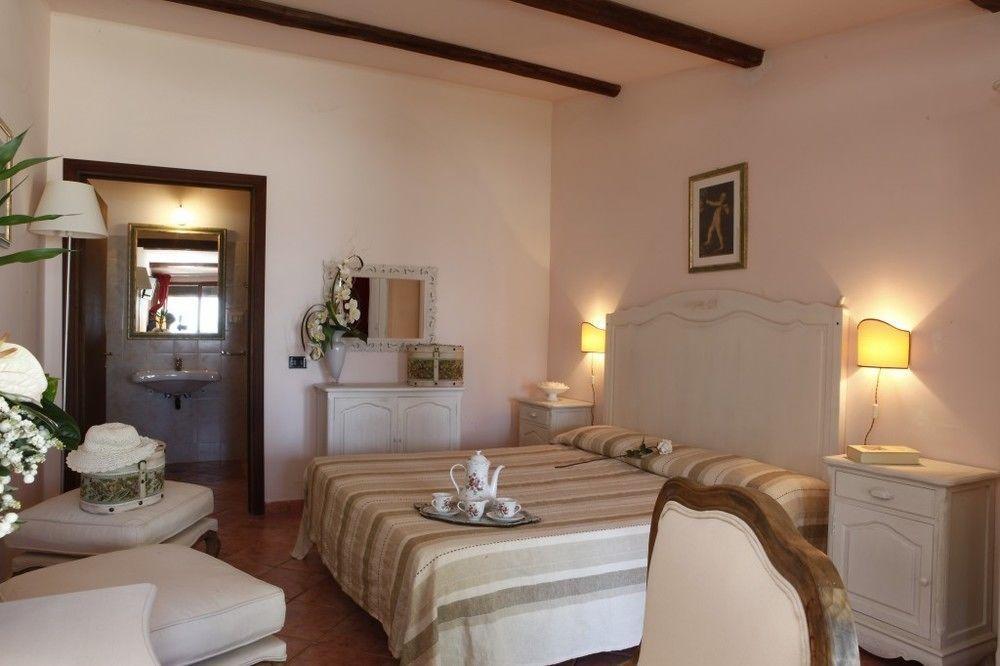 Il Poggio Dei Pettirossi Hotell Bevagna Eksteriør bilde